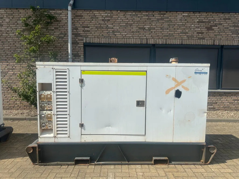 Iveco FPT NEF45 SM1A.A004 Stamford 60 kVA Silent Renrtal generatorset - Generador industriale: foto 1 Iveco FPT NEF45 SM1A.A004 Stamford 60 kVA Silent Renrtal generatorset - Generador industriale: foto 1