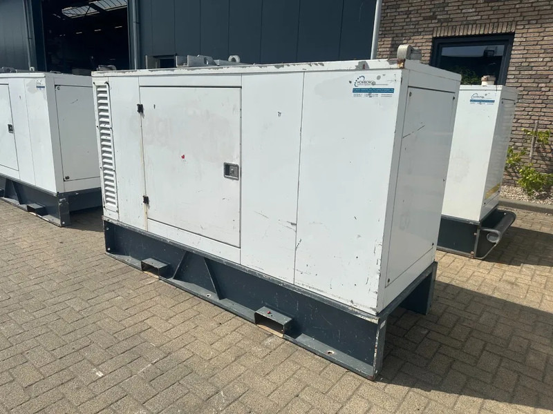 Iveco FPT NEF45 SM1A.A004 Stamford 60 kVA Silent Rental generatorset - Generador industriale: foto 5 Iveco FPT NEF45 SM1A.A004 Stamford 60 kVA Silent Rental generatorset - Generador industriale: foto 5