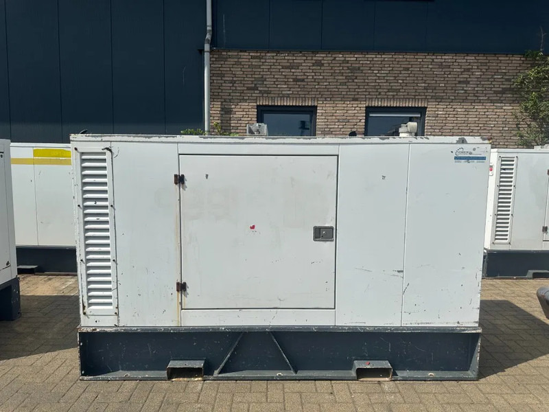 Iveco FPT NEF45 SM1A.A004 Stamford 60 kVA Silent Rental generatorset - Generador industriale: foto 1 Iveco FPT NEF45 SM1A.A004 Stamford 60 kVA Silent Rental generatorset - Generador industriale: foto 1
