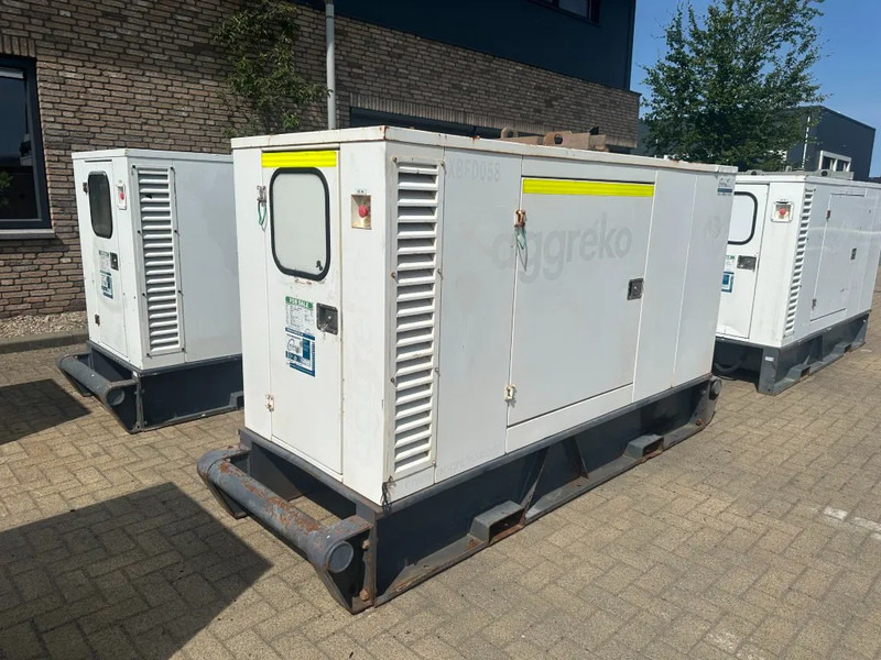 Iveco FPT NEF45 SM1A.A004 Stamford 60 kVA Silent Rental generatorset - Generador industriale: foto 5 Iveco FPT NEF45 SM1A.A004 Stamford 60 kVA Silent Rental generatorset - Generador industriale: foto 5