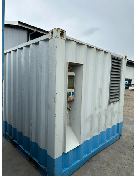 Iveco Marelli 40 KVA Supersilent generatorset in 8 ft container - Generador industriale: foto 3 Iveco Marelli 40 KVA Supersilent generatorset in 8 ft container - Generador industriale: foto 3