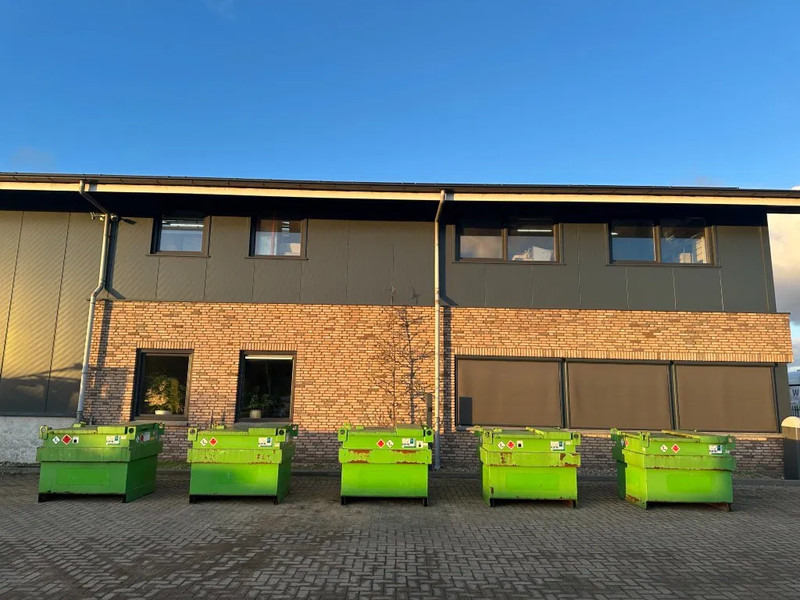 Kiwa IBC Steenbergen 750 liter Dieseltank met Handpomp Milieutank - Contenedor marítimo: foto 2 Kiwa IBC Steenbergen 750 liter Dieseltank met Handpomp Milieutank - Contenedor marítimo: foto 2