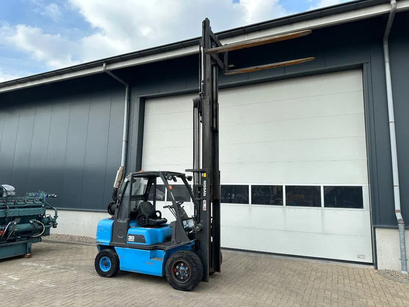 Carretilla elevadora de gas Nissan UGD02A30P0 3 ton Triplex Freelift LPG Heftruck: foto 16