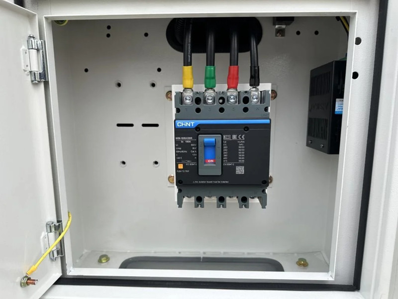 Generador industriale Perkins 1104C-44TAG2 Leroy Somer 110 kVA Silent generatorset: foto 13 Generador industriale Perkins 1104C-44TAG2 Leroy Somer 110 kVA Silent generatorset: foto 13