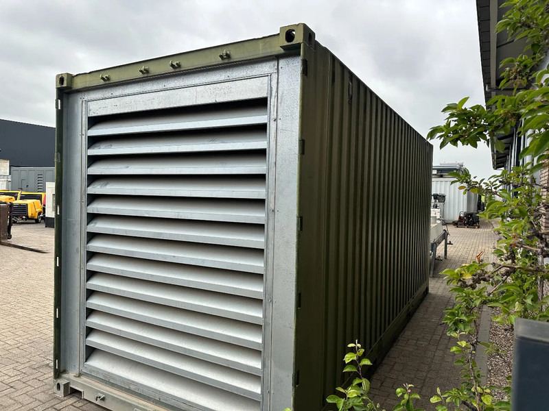 SDMO Detroit Leroy Somer 800 kVA Silent generatorset in 20 ft container 1639 hours ! - Generador industriale: foto 2 SDMO Detroit Leroy Somer 800 kVA Silent generatorset in 20 ft container 1639 hours ! - Generador industriale: foto 2