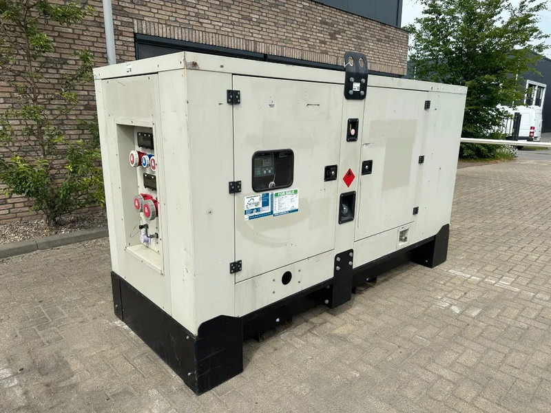 Volvo Penta TAD 551 GE Fogo 100 kVA Silent Rental generatorset - Generador industriale: foto 4 Volvo Penta TAD 551 GE Fogo 100 kVA Silent Rental generatorset - Generador industriale: foto 4