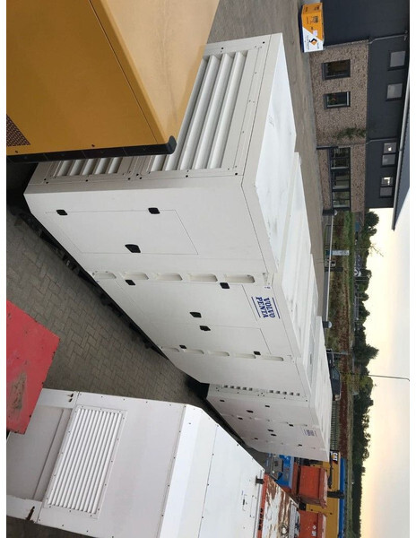 Generador industriale Volvo Stamford 550 KVA TAD 1641 GE Super Silent Nieuw: foto 13 Generador industriale Volvo Stamford 550 KVA TAD 1641 GE Super Silent Nieuw: foto 13