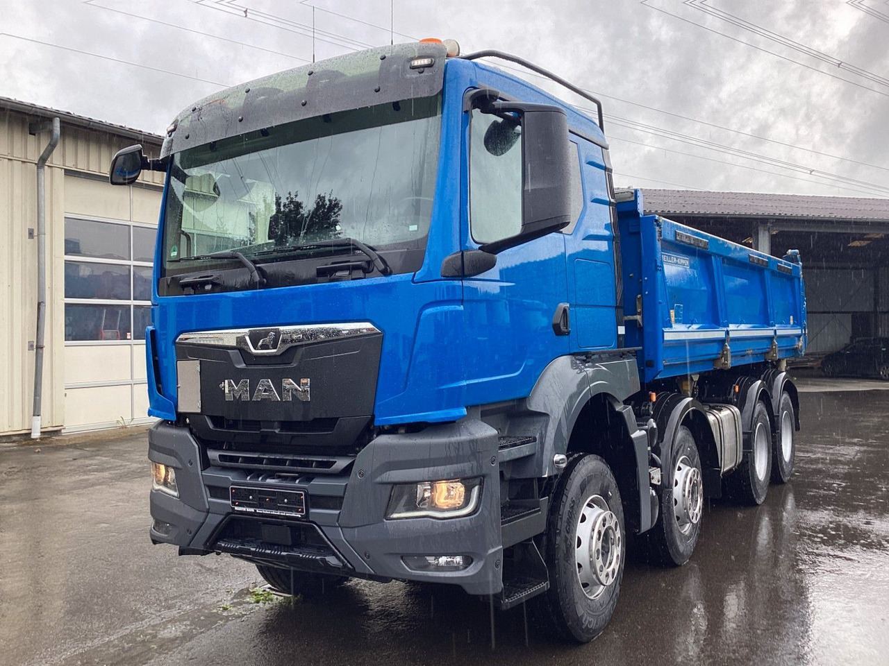 MAN TGS 35.510 BB 8x4 Meiller Kipper Bordmatik AHK - Camión volquete: foto 2 MAN TGS 35.510 BB 8x4 Meiller Kipper Bordmatik AHK - Camión volquete: foto 2