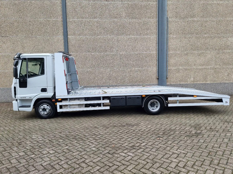Iveco EuroCargo 80 E6 80E19 - Camión portavehículos: foto 3 Iveco EuroCargo 80 E6 80E19 - Camión portavehículos: foto 3