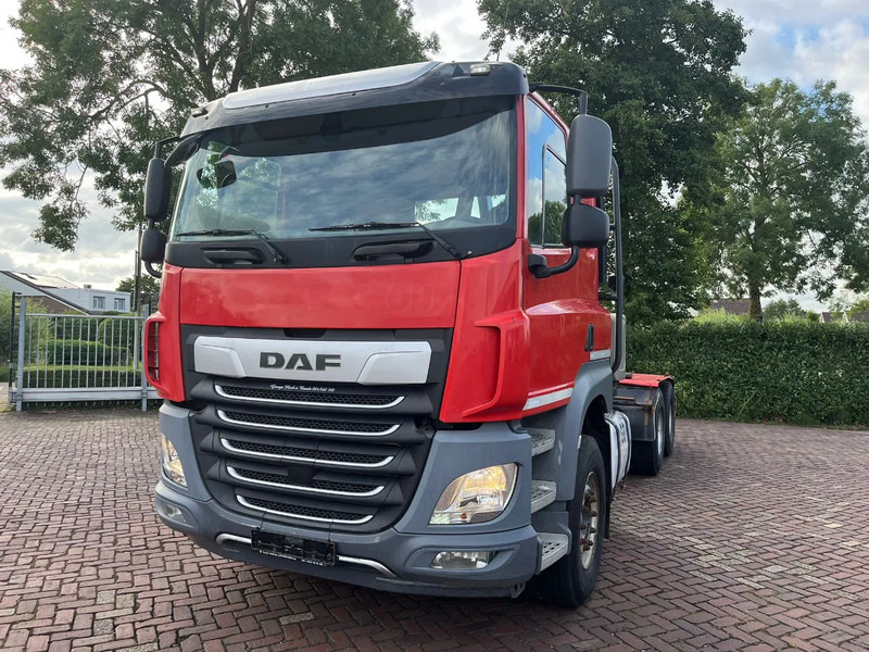 DAF CF 530 FAT intarder - Cabeza tractora: foto 2 DAF CF 530 FAT intarder - Cabeza tractora: foto 2