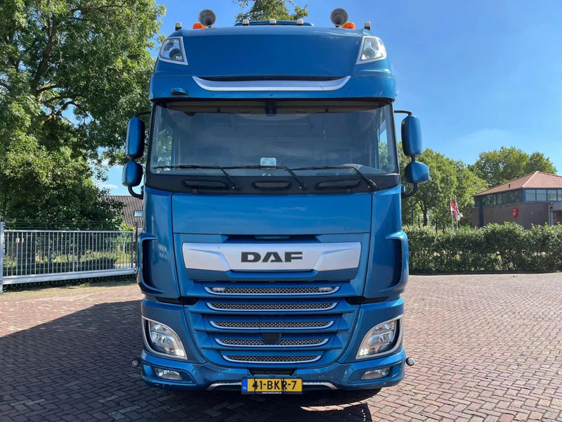 DAF XF 530 FAS - Camión portacontenedore/ Intercambiable: foto 3 DAF XF 530 FAS - Camión portacontenedore/ Intercambiable: foto 3