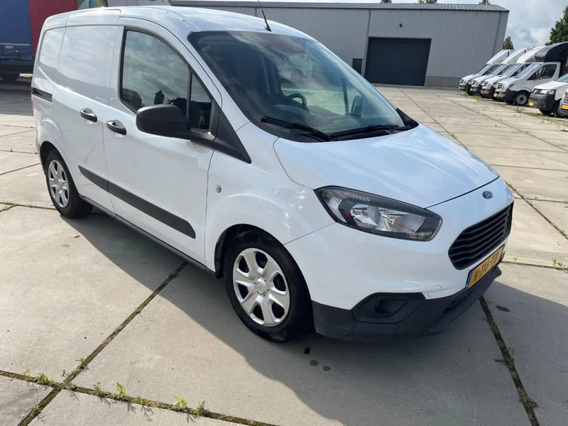 Ford Transit Courier 1.5 EURO 6 - Furgoneta pequeña: foto 3 Ford Transit Courier 1.5 EURO 6 - Furgoneta pequeña: foto 3