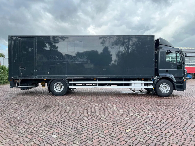 Iveco Stralis 190 S/7,5 - Camión caja cerrada: foto 4 Iveco Stralis 190 S/7,5 - Camión caja cerrada: foto 4