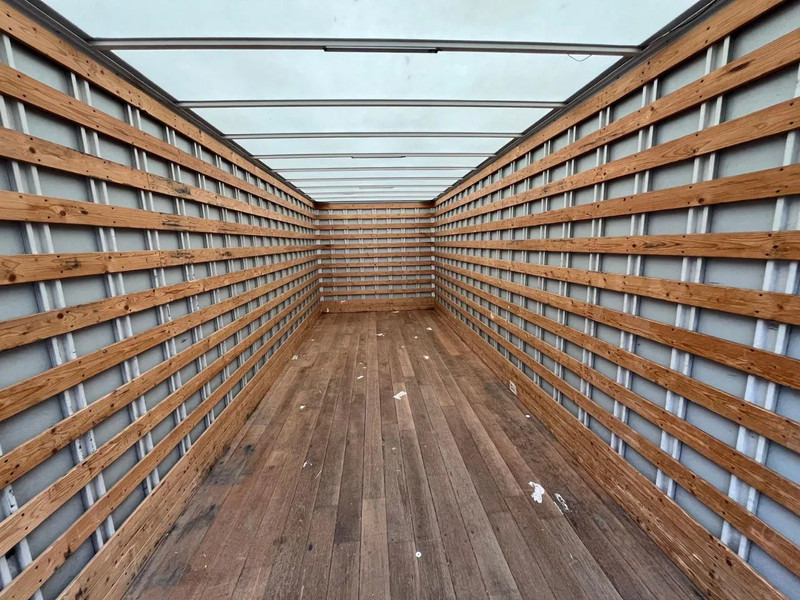 Camión caja cerrada Mercedes-Benz Atego 816: foto 12