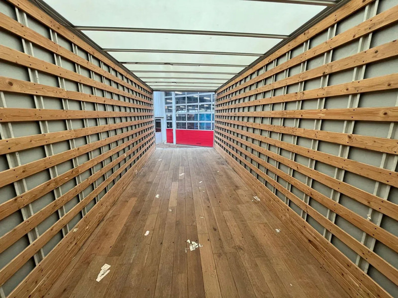 Camión caja cerrada Mercedes-Benz Atego 816: foto 15