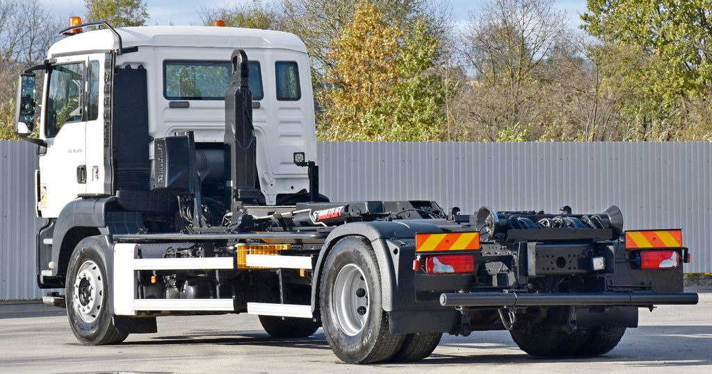 MAN TGS 18.320 Abrollkipper * Top Zustand! MAN TGS 18.320 Abrollkipper * Top Zustand! - Camión multibasculante: foto 4 MAN TGS 18.320 Abrollkipper * Top Zustand! MAN TGS 18.320 Abrollkipper * Top Zustand! - Camión multibasculante: foto 4