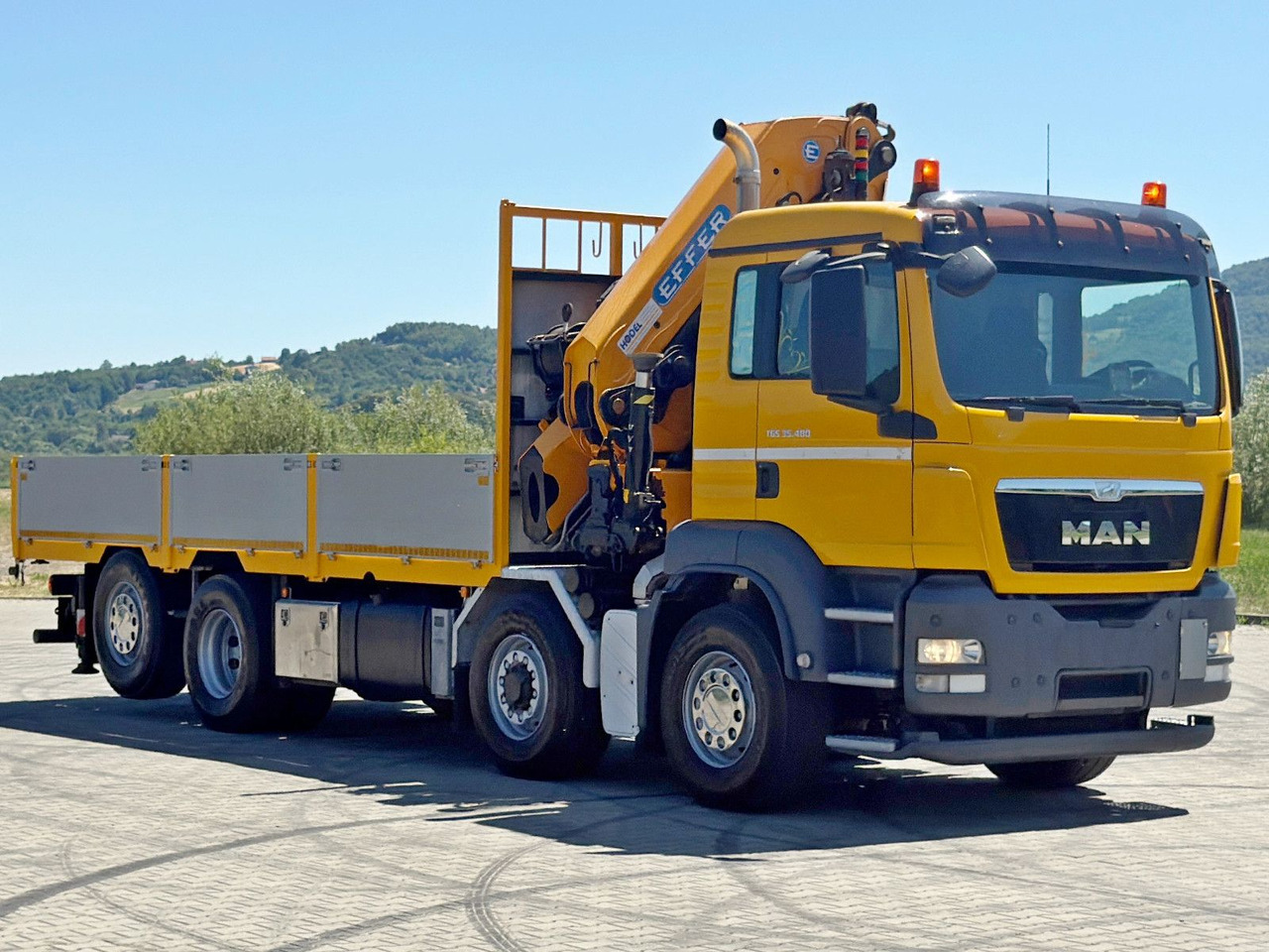 MAN TGS 35.480 * EFFER 395/6S + FUNK / 8x4 - Camión grúa: foto 3 MAN TGS 35.480 * EFFER 395/6S + FUNK / 8x4 - Camión grúa: foto 3