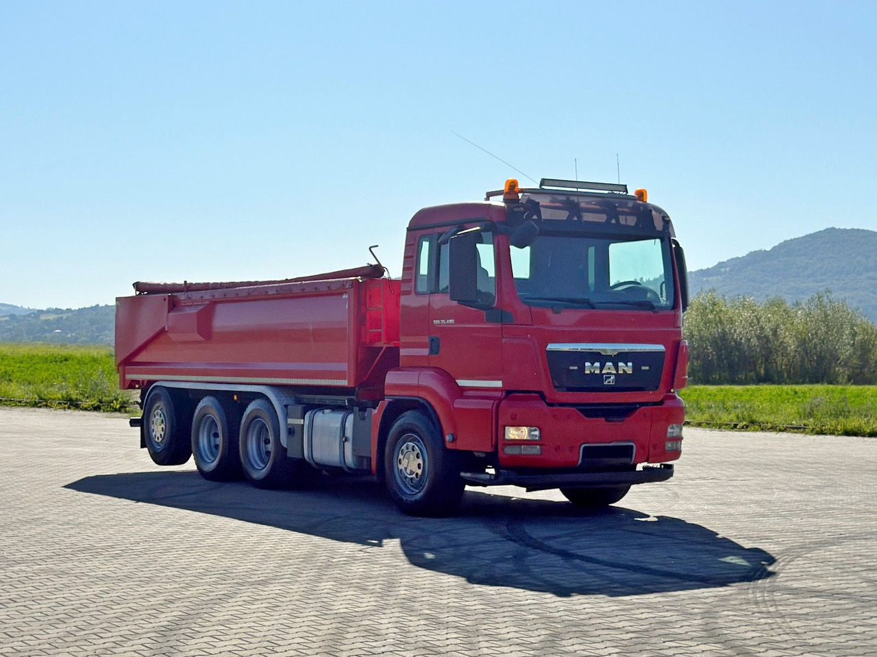 MAN TGS 35.480 * KIPPER 6,30 m * 8x4 - Camión volquete: foto 2 MAN TGS 35.480 * KIPPER 6,30 m * 8x4 - Camión volquete: foto 2