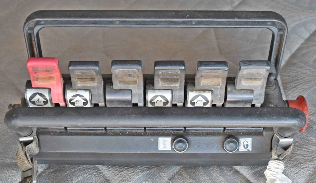 Camión grúa, Cabeza tractora Mercedes-Benz ACTROS 1844 * Sattelzugmaschine *HIAB 330-5/FUNK: foto 13