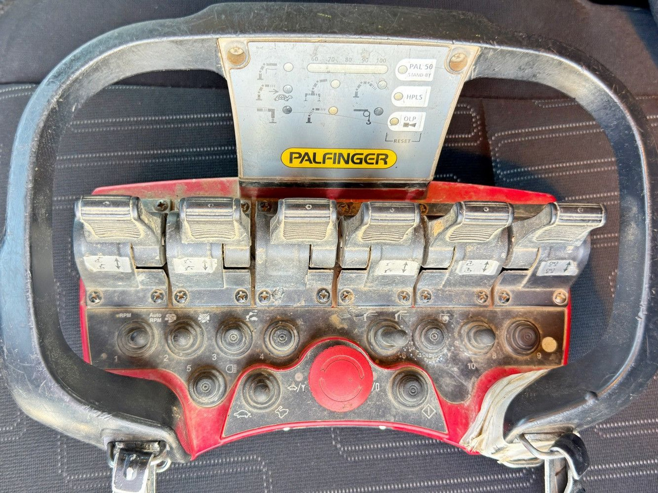 Camión grúa Mercedes-Benz ACTROS 3240 * PK 23001 - EH C+ FUNK / 8x4 * TOP: foto 13 Camión grúa Mercedes-Benz ACTROS 3240 * PK 23001 - EH C+ FUNK / 8x4 * TOP: foto 13