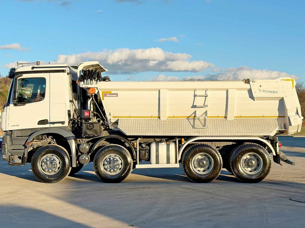 Mercedes-Benz AROCS 3248 * KIPPER * 8x4 * TOPZUSTAND - Camión volquete, Camión grúa: foto 5 Mercedes-Benz AROCS 3248 * KIPPER * 8x4 * TOPZUSTAND - Camión volquete, Camión grúa: foto 5