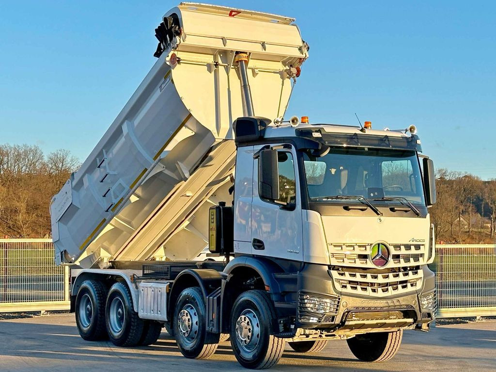Mercedes-Benz AROCS 3248 * KIPPER * 8x4 * TOPZUSTAND - Camión volquete, Camión grúa: foto 3 Mercedes-Benz AROCS 3248 * KIPPER * 8x4 * TOPZUSTAND - Camión volquete, Camión grúa: foto 3