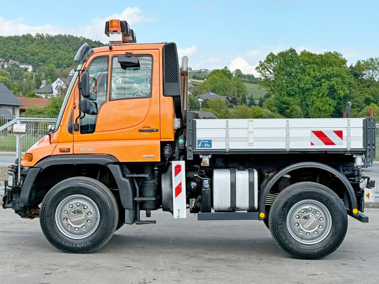Mercedes-Benz UNIMOG 400 * KIPPER 2,40 * 4x4 * TOPZUSTAND - Camión volquete: foto 4 Mercedes-Benz UNIMOG 400 * KIPPER 2,40 * 4x4 * TOPZUSTAND - Camión volquete: foto 4