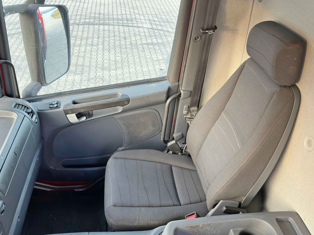 Leasing de Scania P 400 Kipper 6,80 m * PK 33002-EH D + FUNK * 8x4 Scania P 400 Kipper 6,80 m * PK 33002-EH D + FUNK * 8x4 Scania P 400 Kipper 6,80 m * PK 33002-EH D + FUNK * 8x4 Scania P 400 Kipper 6,80 m * PK 33002-EH D + FUNK * 8x4: foto 9