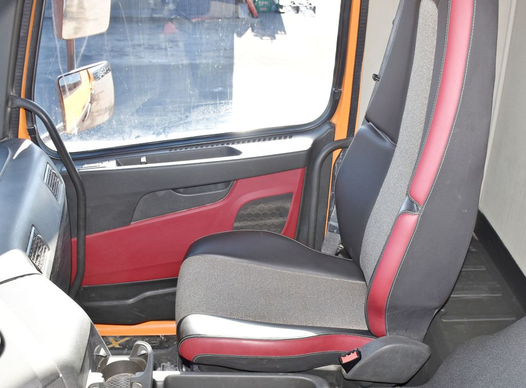 Leasing de Volvo FMX 460 Kipper * TOPZUSTAND / 8x4 ! Volvo FMX 460 Kipper * TOPZUSTAND / 8x4 !: foto 11 Leasing de Volvo FMX 460 Kipper * TOPZUSTAND / 8x4 ! Volvo FMX 460 Kipper * TOPZUSTAND / 8x4 !: foto 11