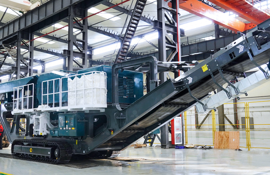 Liming Heavy Industry Tracked mobile crushing plant - Trituradora móvil: foto 2 Liming Heavy Industry Tracked mobile crushing plant - Trituradora móvil: foto 2