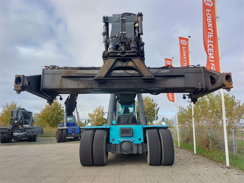 KONECRANES SMV 4532 TC5 - Reach stacker: foto 5 KONECRANES SMV 4532 TC5 - Reach stacker: foto 5
