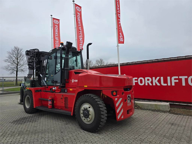 Carretilla elevadora diésel Kalmar DCG160-12T: foto 7