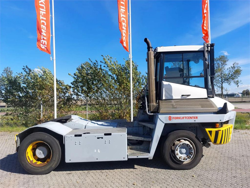 Terberg TT223 - Tractor industrial: foto 3 Terberg TT223 - Tractor industrial: foto 3