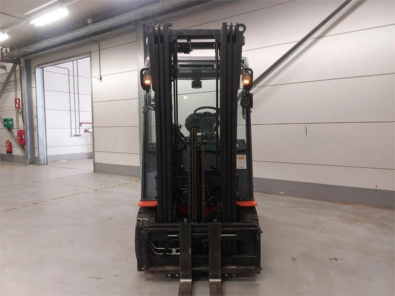 Toyota 8FBMKT25 - Carretilla elevadora eléctrica: foto 5 Toyota 8FBMKT25 - Carretilla elevadora eléctrica: foto 5