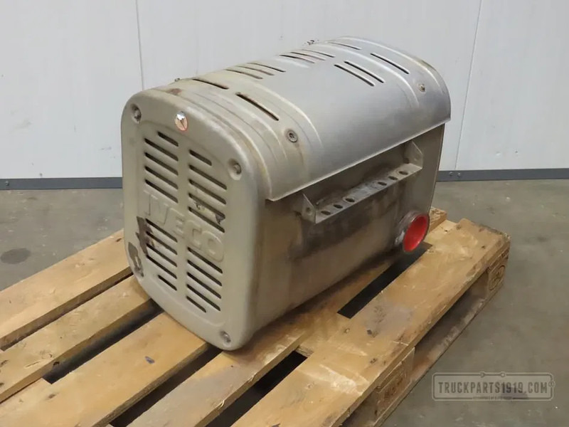 Iveco Exhaust System Katalysator Iveco - Convertidor catalítico para Camión: foto 1 Iveco Exhaust System Katalysator Iveco - Convertidor catalítico para Camión: foto 1