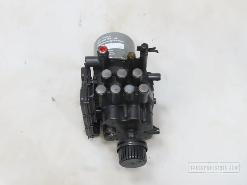 Mercedes-Benz Compressed Air System Luchtdroger unit MB MP4 - Recambio para Camión: foto 2 Mercedes-Benz Compressed Air System Luchtdroger unit MB MP4 - Recambio para Camión: foto 2