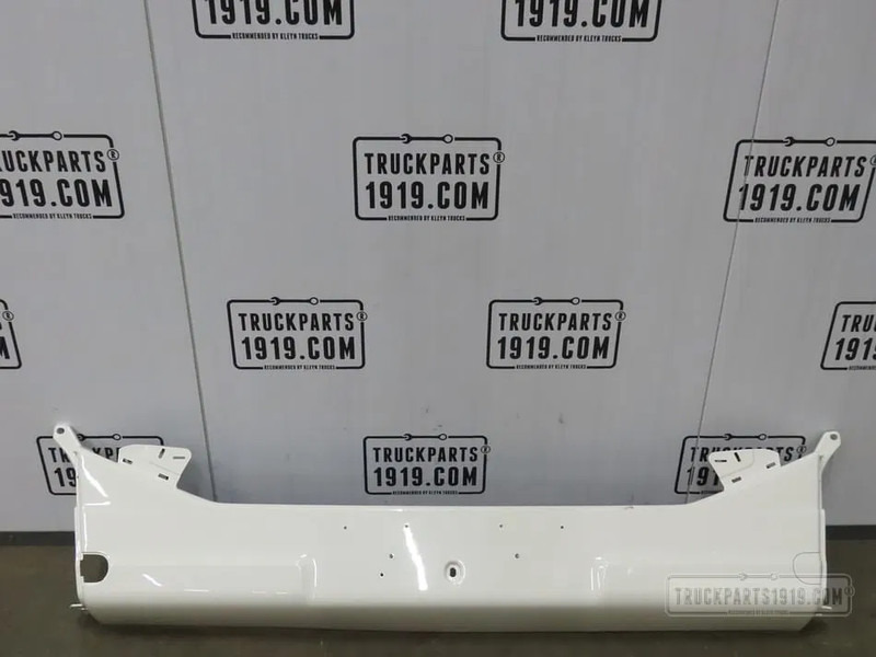 Scania 2077928 Bumper midden - Parachoques para Camión: foto 1 Scania 2077928 Bumper midden - Parachoques para Camión: foto 1