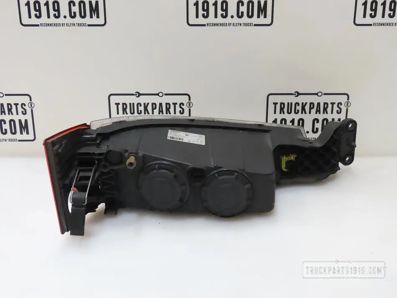 Volvo 22332592 | Mistlamp Li. - Faro antiniebla para Camión: foto 2 Volvo 22332592 | Mistlamp Li. - Faro antiniebla para Camión: foto 2