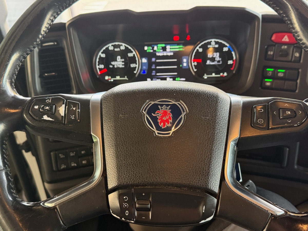 SCANIA P280 - Camión caja cerrada: foto 5 SCANIA P280 - Camión caja cerrada: foto 5