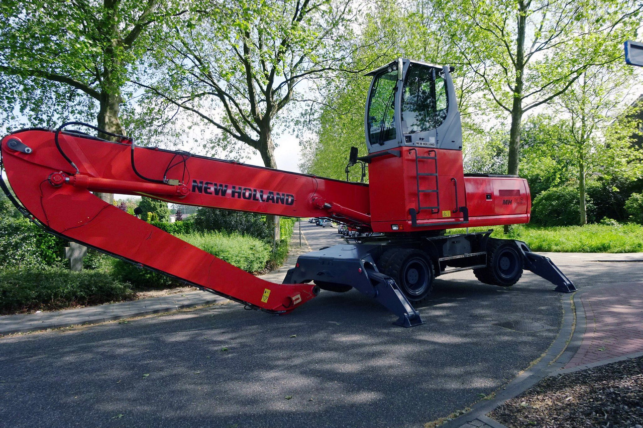 New Holland MH 6.6 With Multi Purpose Stick And Magnet System - Manipulador de materiales: foto 4 New Holland MH 6.6 With Multi Purpose Stick And Magnet System - Manipulador de materiales: foto 4