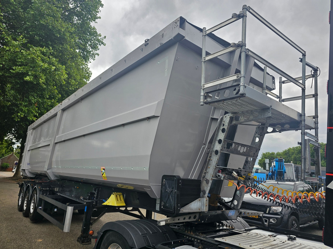 Schmitz SGF-S3 Scraptipper 55 M3 - Semirremolque volquete: foto 3 Schmitz SGF-S3 Scraptipper 55 M3 - Semirremolque volquete: foto 3
