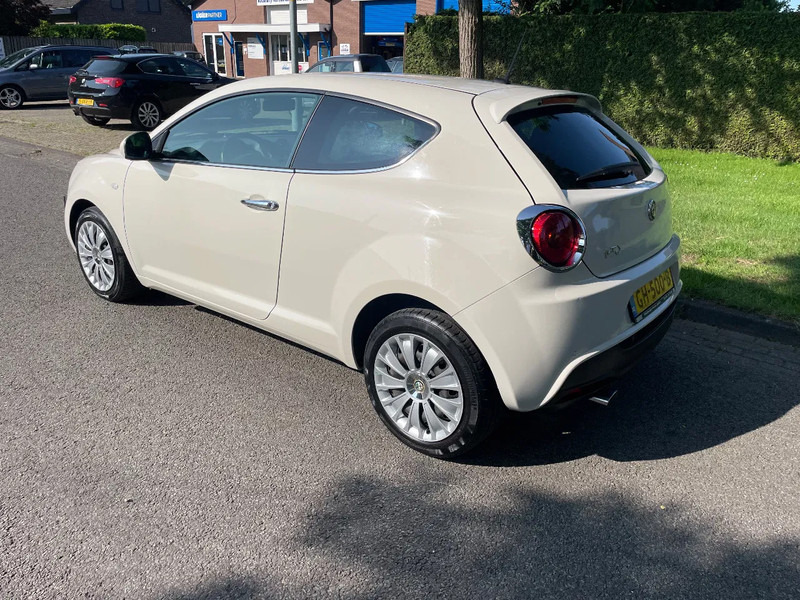 Alfa Romeo MiTo ALFA MITO Diesel MEGA MOOI - Hatchback: foto 3 Alfa Romeo MiTo ALFA MITO Diesel MEGA MOOI - Hatchback: foto 3