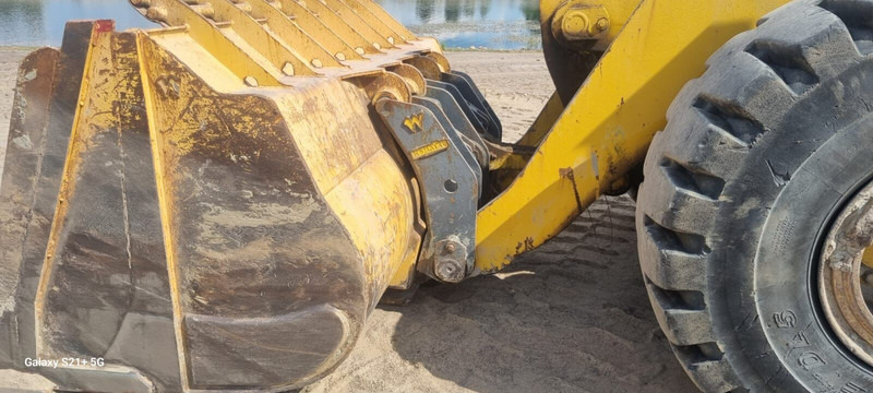 Komatsu WA480-5 - Cargadora de ruedas: foto 5 Komatsu WA480-5 - Cargadora de ruedas: foto 5