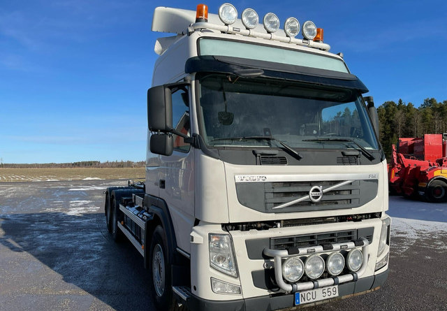 Volvo FM460 6X4 KOUKKUAUTO - Camión multibasculante: foto 1 Volvo FM460 6X4 KOUKKUAUTO - Camión multibasculante: foto 1