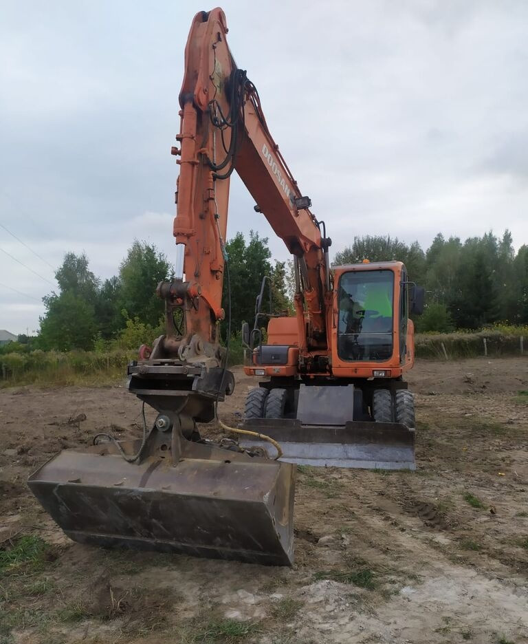 Doosan DX160 w - Excavadora de ruedas: foto 2 Doosan DX160 w - Excavadora de ruedas: foto 2