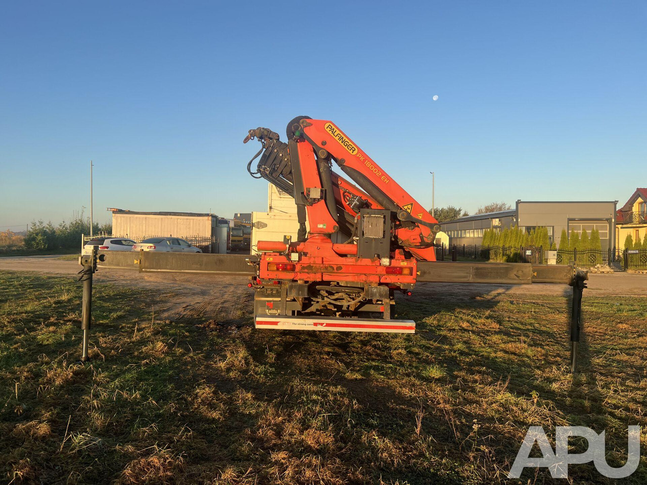 Volvo FM12 - Camión caja abierta, Camión grúa: foto 4 Volvo FM12 - Camión caja abierta, Camión grúa: foto 4