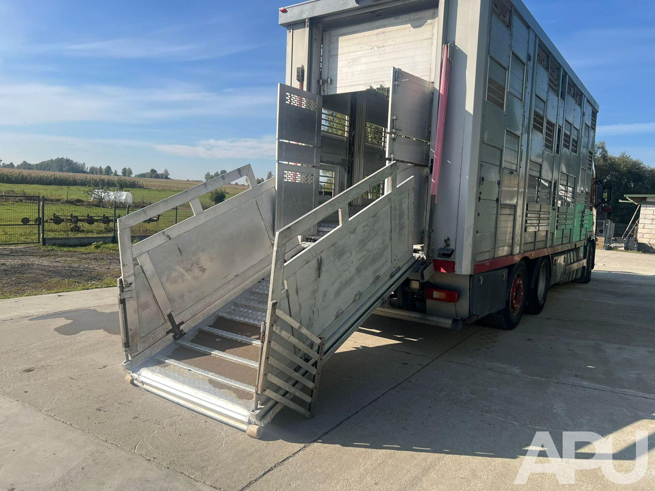 Camión transporte de ganado Volvo Fm 410 DO PRZEWOZU BYDŁA: foto 11