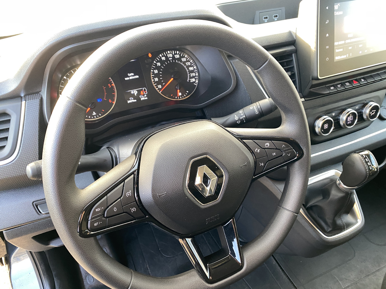 Leasing de Renault Trafic trafic Renault Trafic trafic: foto 9 Leasing de Renault Trafic trafic Renault Trafic trafic: foto 9