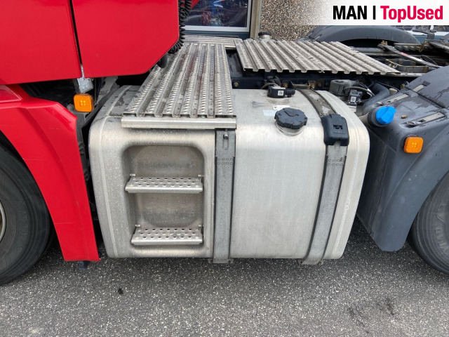 MAN TGX 26.470 6x2/2 BL SA "Retarder / 700 l Tank" - Cabeza tractora: foto 5 MAN TGX 26.470 6x2/2 BL SA "Retarder / 700 l Tank" - Cabeza tractora: foto 5