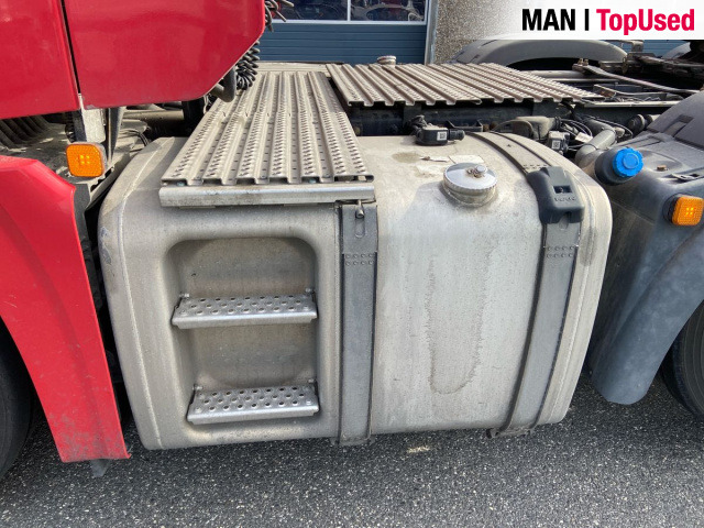 MAN TGX 26.470 6x2/2 BL SA "Retarder / 700 l Tank" - Cabeza tractora: foto 5 MAN TGX 26.470 6x2/2 BL SA "Retarder / 700 l Tank" - Cabeza tractora: foto 5